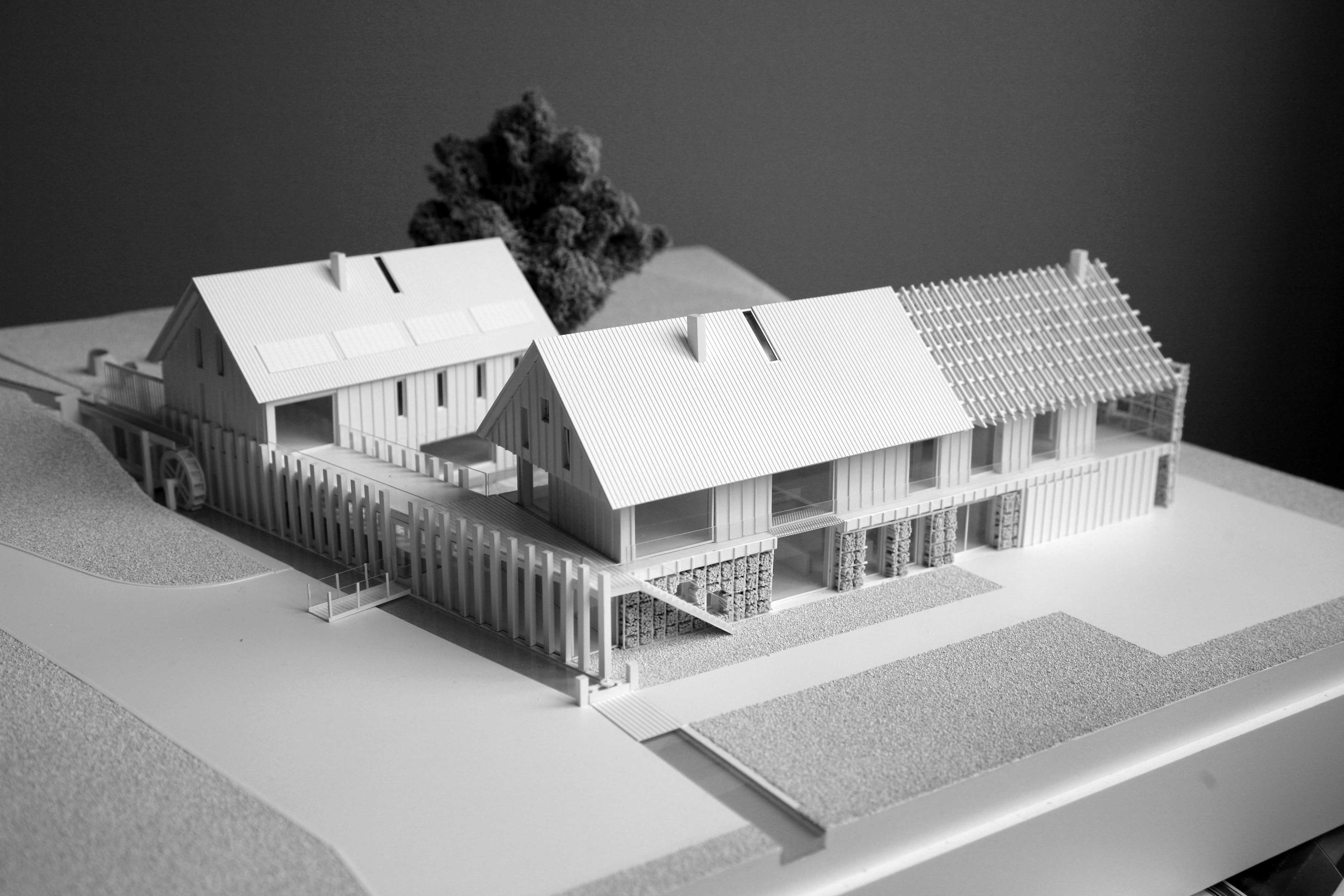 This is caption 1 <a href='#link'>Even with links!</a>