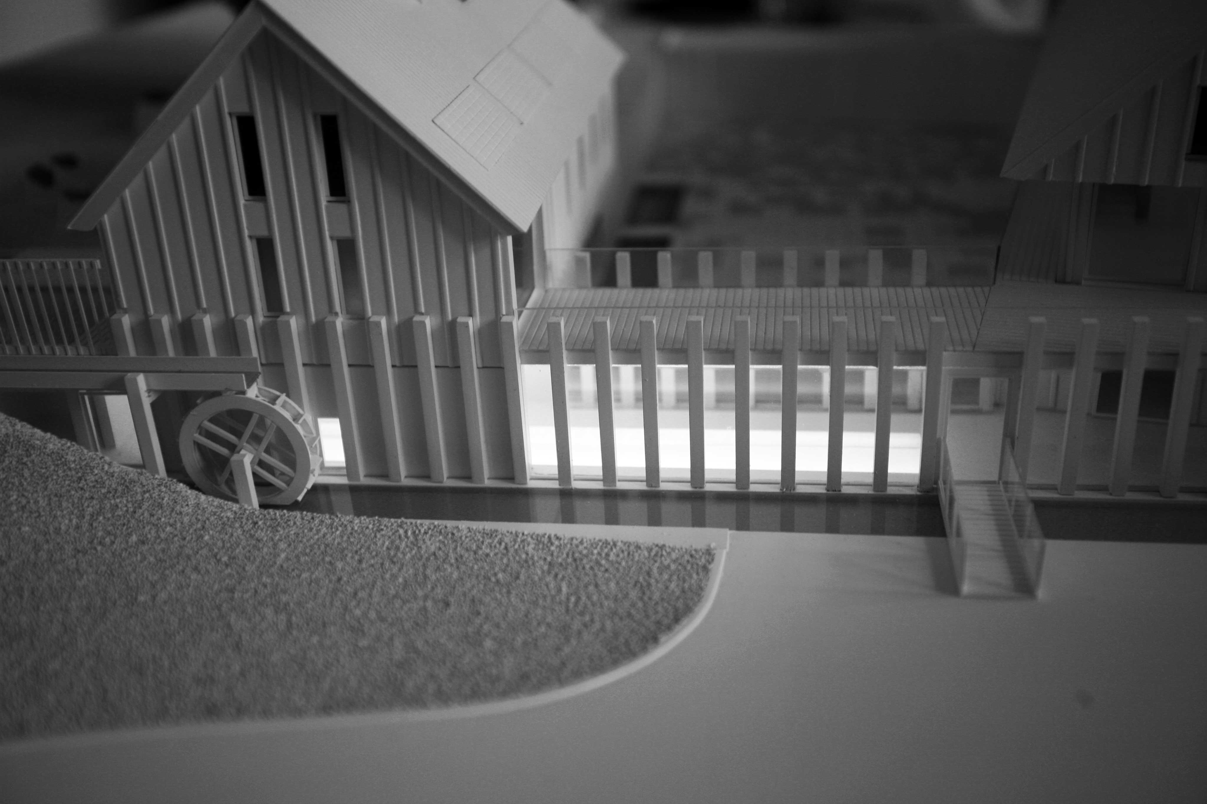 This is caption 1 <a href='#link'>Even with links!</a>