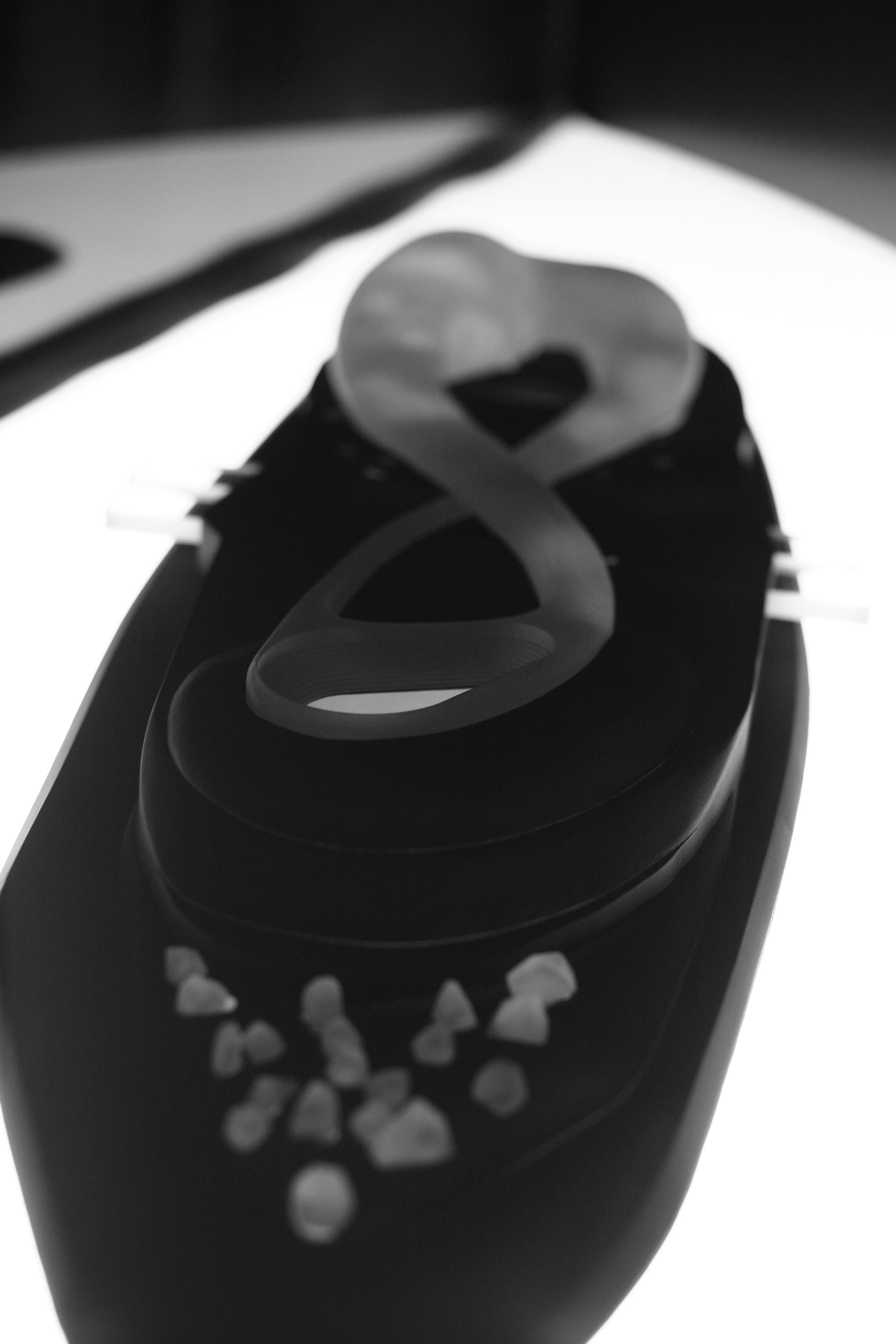 This is caption 1 <a href='#link'>Even with links!</a>