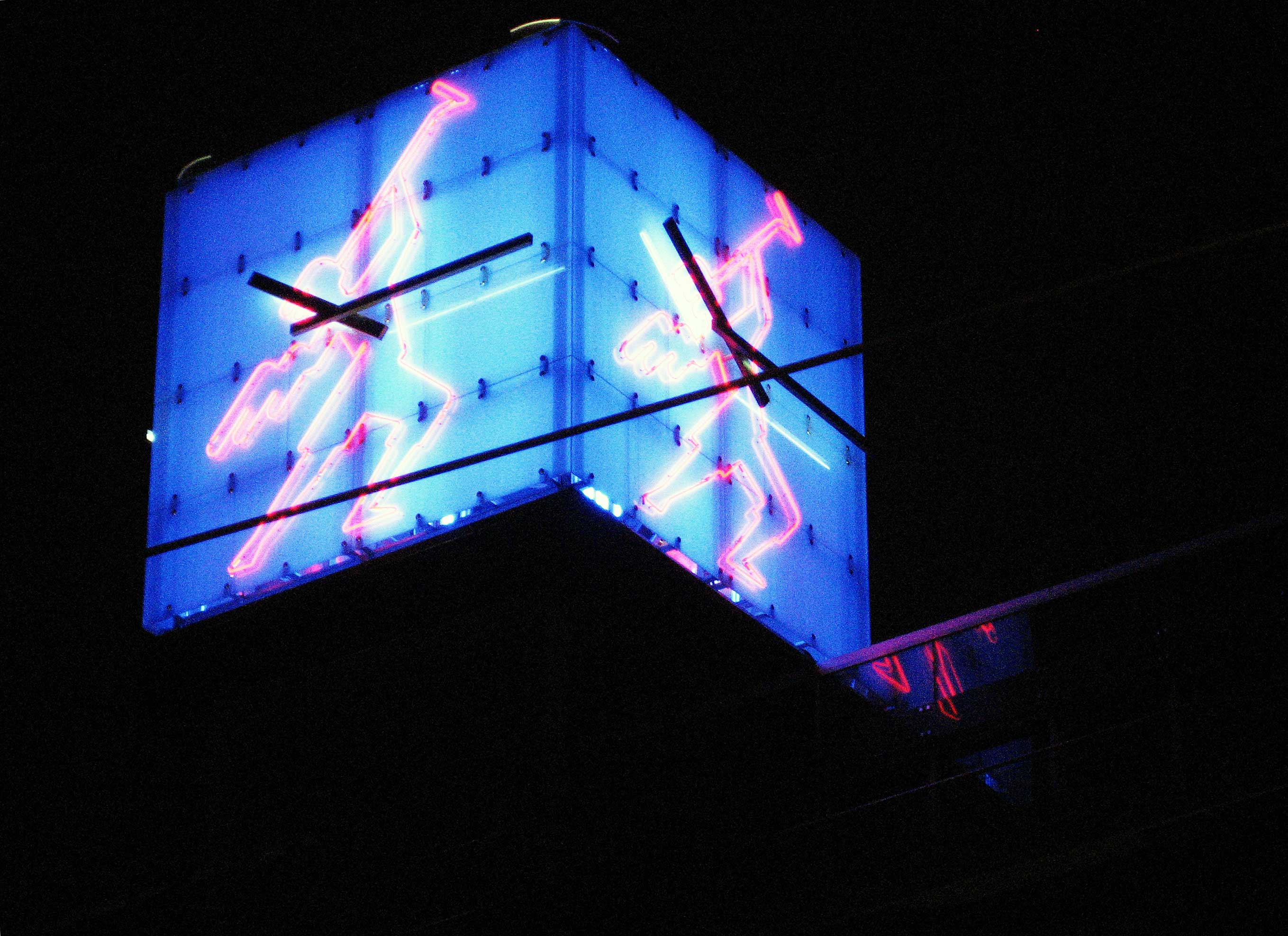 This is caption 1 <a href='#link'>Even with links!</a>