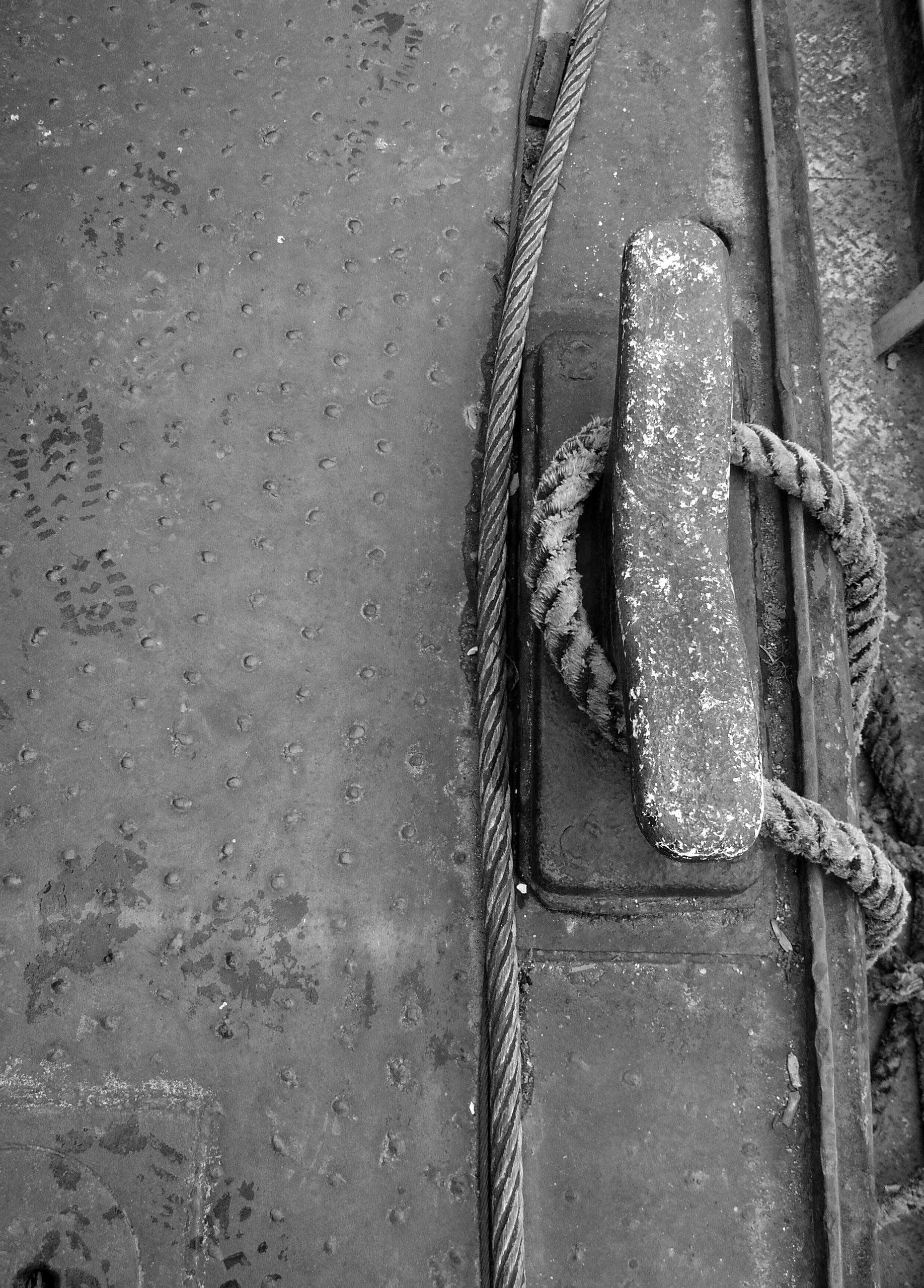 This is caption 1 <a href='#link'>Even with links!</a>