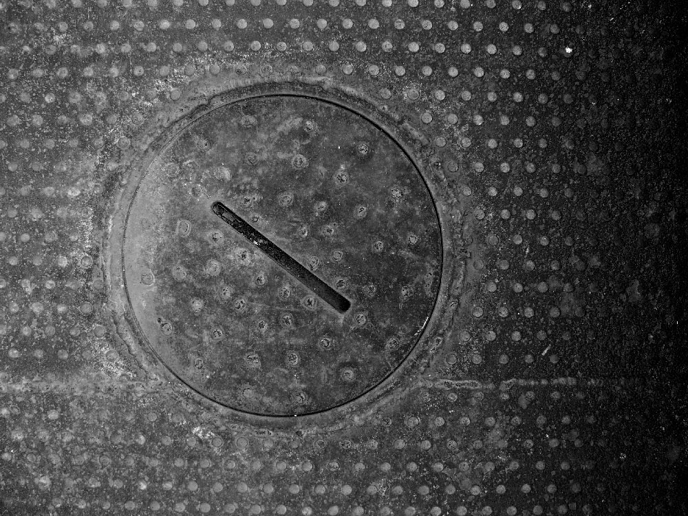 This is caption 1 <a href='#link'>Even with links!</a>